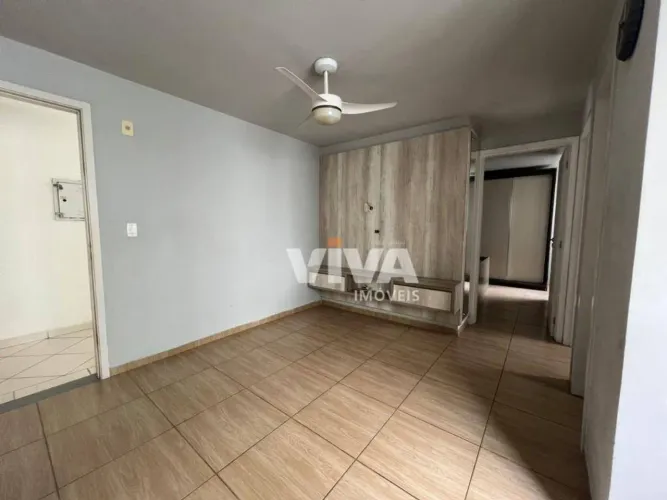Apartamento com 2 dormitórios à venda, 48 m² por R$ 320.000,00 - Espinheiros - Itajaí/SC