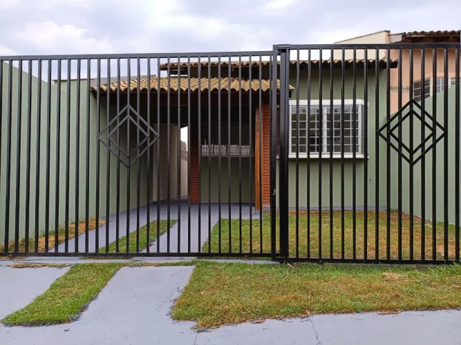 ? Oportunidade Imperdível! Casa Linda e Pronta para Morar