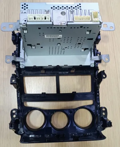 Rádio painel original yaris toyota