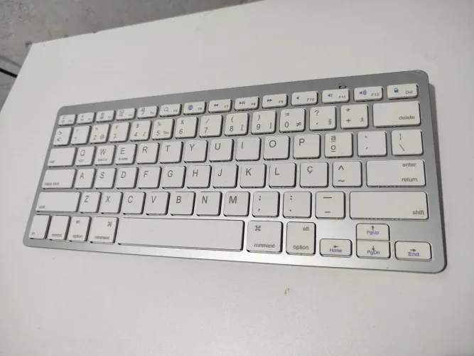 Vendo 01-Teclado Bluetooth BK3001