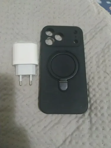 Carregador iPhone 17 pro Max e capa