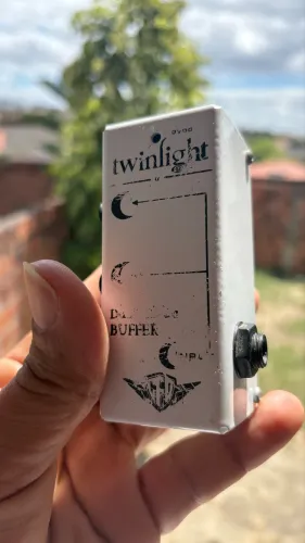 Pedal buffer twinlight