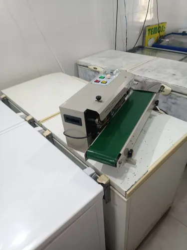 Seladora automática com datador