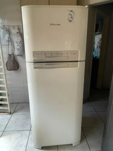 GELADEIRA ELECTROLUX DFN49 - 402 LITROS - 127V