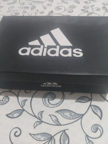 Tenis adidas