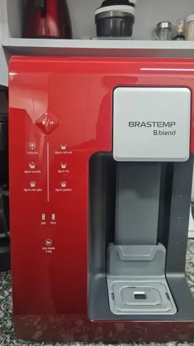Máquina de bebidas Brastemp bblend