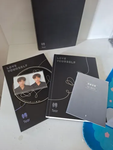 Álbum BTS Love Yourself - Versão R - Com Photocard
