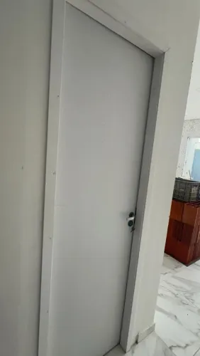 Porta completa branca