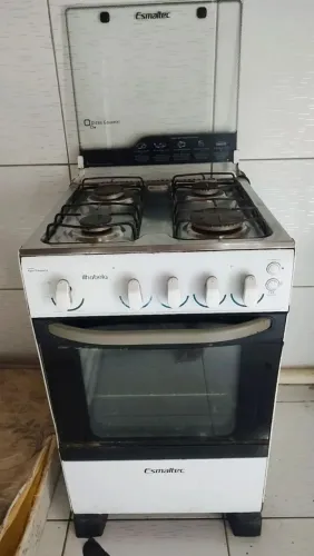 Fogão de 4 bocas