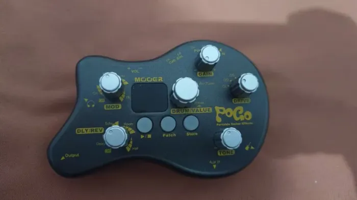 Pedaleira Multi-Efeitos Pogo Guitarra Portátil
