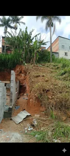 Vende- se Terreno 5x25 no Jardim Guiomar Vila Calú
