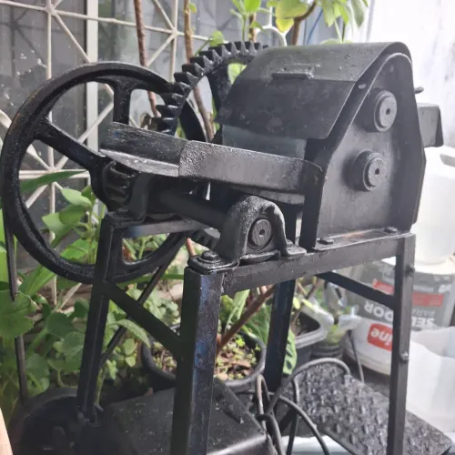 Maquina de moer cana