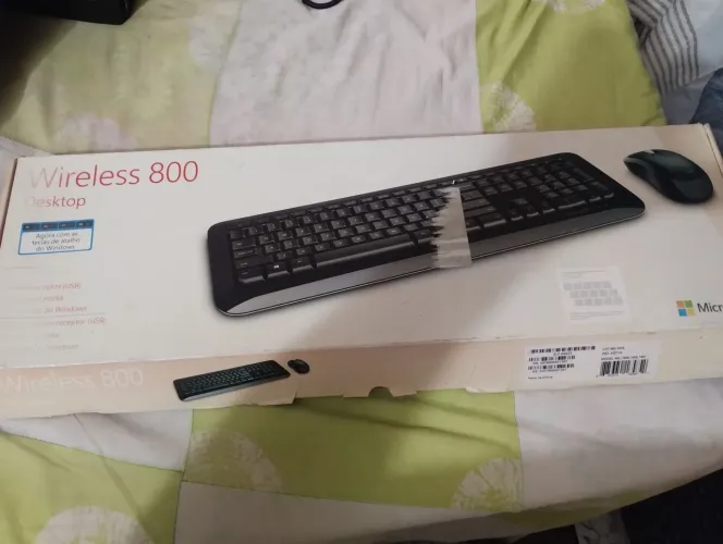 Teclado novos no precinho impecável vem de ZAP pra negociar *03