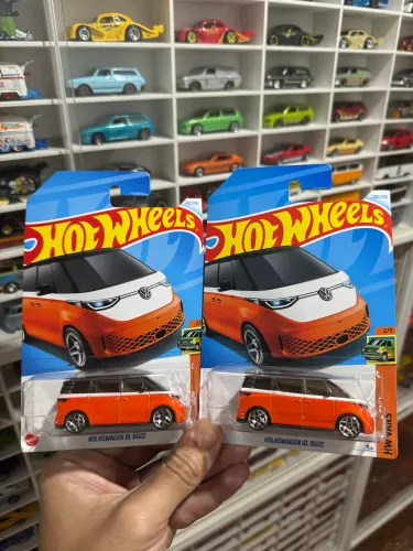 Hot Wheels Volkswagen Id Buzz Vermelha 