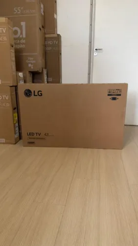 Smart TV LG 43 polegadas 43AU801C UHD 4K ThinQ AI HDR10 AI Sound Compatível com Alexa