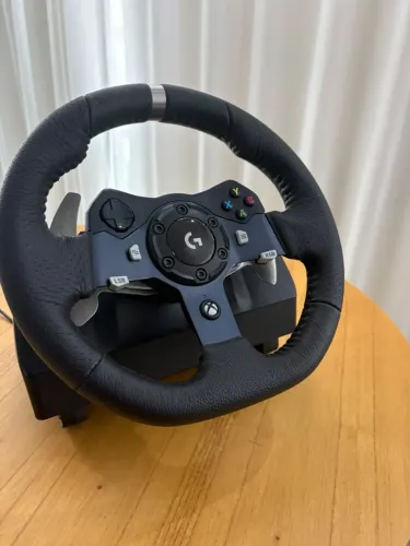 Volante gamer Logitech