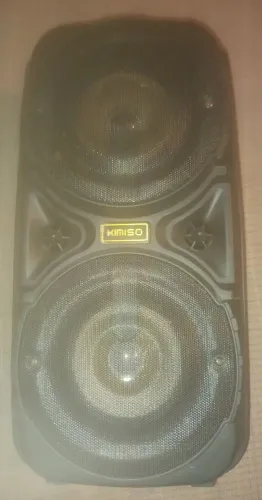 Vende uma mini caixa de som da marca kimiso