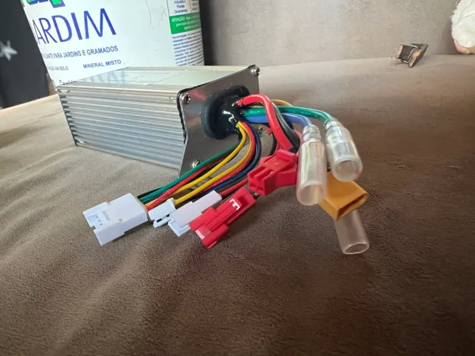 Controlador de patinete elétrico