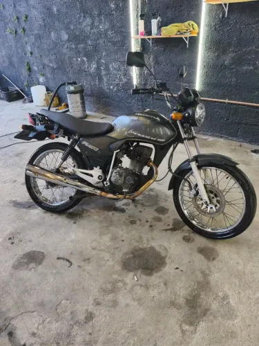 CG 125 Cargo 2003 pra sair rápido