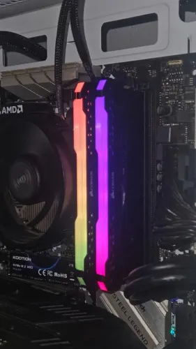 Memoria RAM Corsair 2x16gb 32gb ddr4 3000mhz RGB 