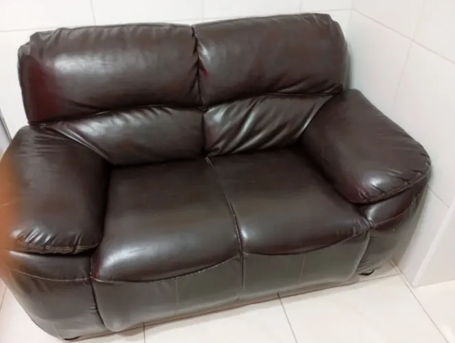 Sofá de courino