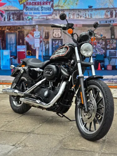 Harley-Davidson 883R 2013