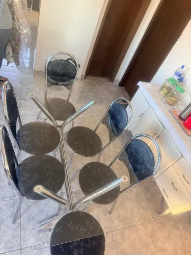 Mesa de Jantar de Vidro com 6 Cadeiras - Ótimo Custo-Benefício
