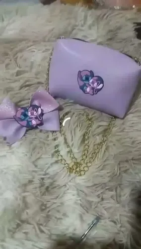 Bolsas de criança com laço e nécessaire venha garanti o seu