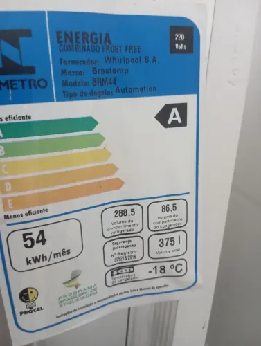 Geladeira Brastemp 375L em perfeito estado