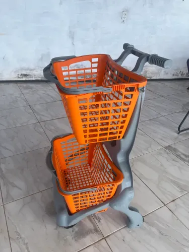 Carrinho de compras para supermercado 