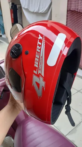 Capacete liberty novo