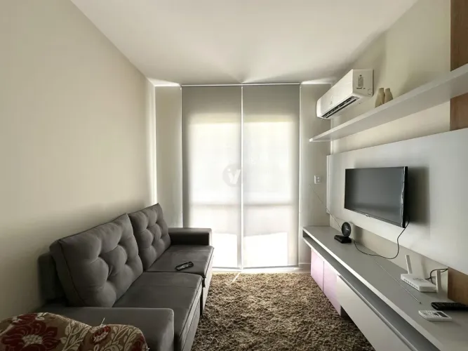Apartamento para locação, 2 dormitórios, churrasqueira e vaga, no bairro Camobi.
