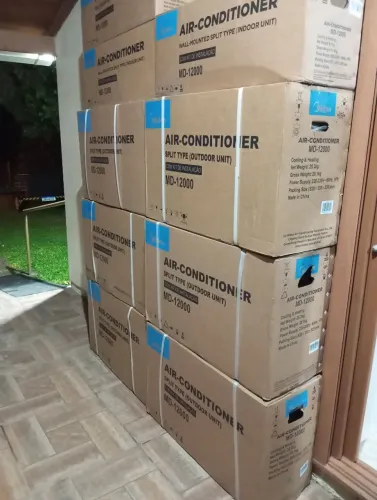Ar condicionado split Midea 12.000 BTUs MIDEA NOVO com instalação no térreo!