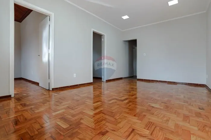 Casa Comercial Reformada para Locação no Centro de Mogi das Cruzes - SP!