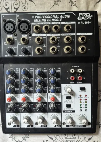 Mesa de som Pro Bass PL-804