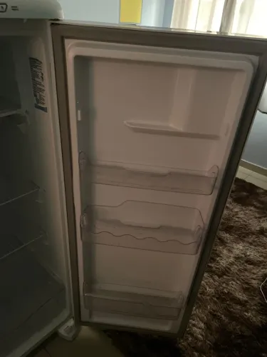 Vendo geladeira