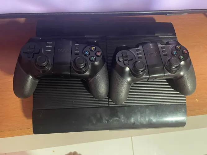 Vendo PS3 Desbloqueado