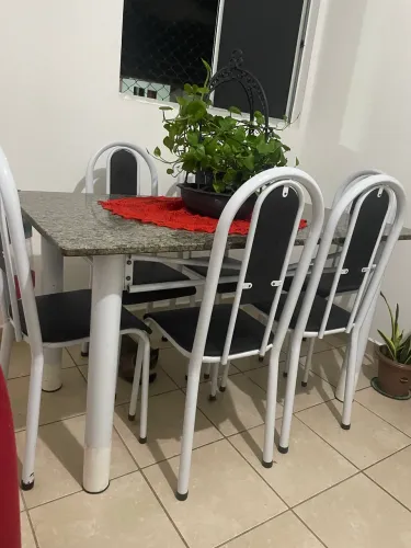 MESA DE 6 lugares TAMPO GRANITO