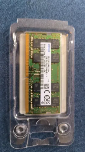 Memória RAM Samsung 16GB 3200MHz (1 pente)