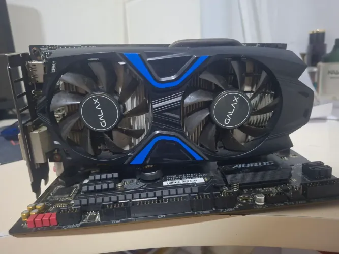 Kit GTX 1050 TI + 16gb ddr4 2400 + i5 8 geração 