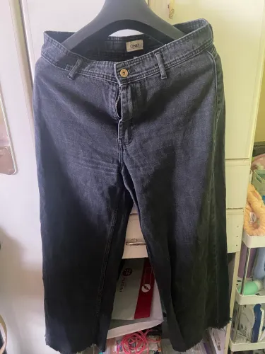 Calça Jeans Feminina Preto Estonado Tamanho 40 - Marca ONLY (Excelente Estado)
