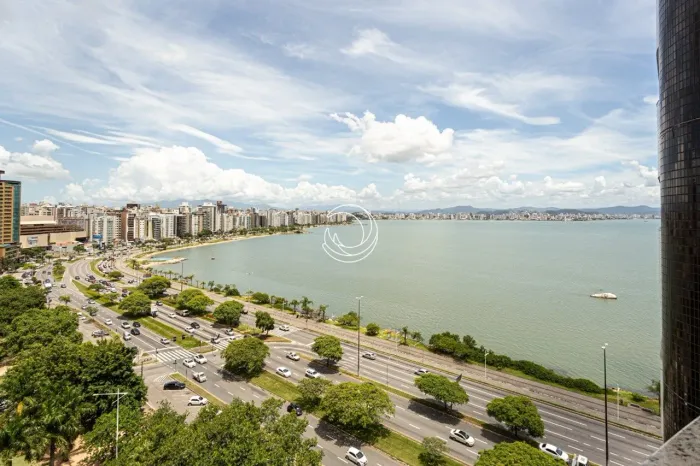 Apartamento de 4 quartos na Beira Mar, Florianópolis