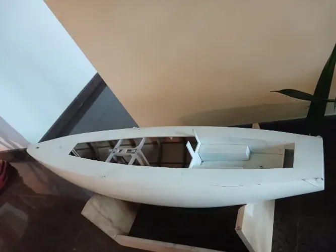 Casco de Veleiro de Nautimodelismo