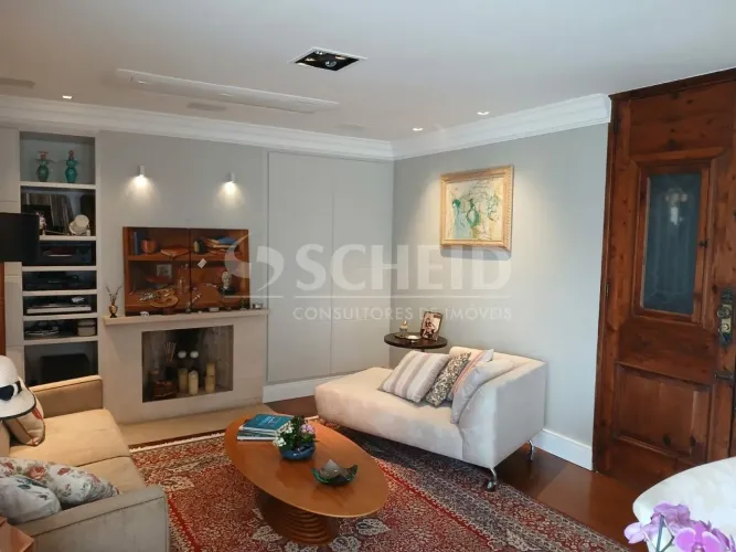 Cobertura a venda na aclimação ,280m² 3 quartos seno 3 suítes, 3 vagas ,deposito .