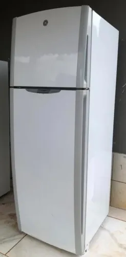 Geladeira grande funcionando perfeitamente