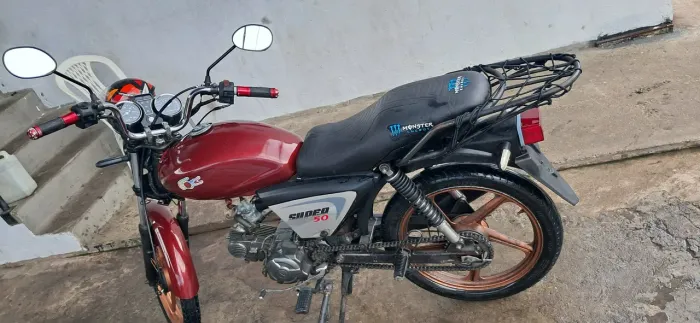 Vendo essa moto Dafra super 50 ou troco