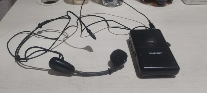 Microfone headset Shure PG30 + Transmissor Shure PGX1 + Receptor Shure PGX4 Wireless