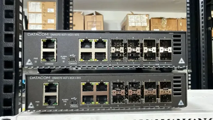 Datacom DM4370 - 4GT + 4GX + 4XS - MPLS / 10Gb COM MPLS