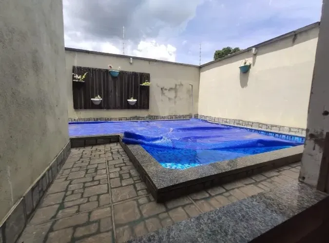 Casa em Guaraí ampla com 3/4, área de lazer e Piscina