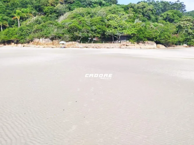 Área Ampla e Bem Localizada em Gov.Celso Ramos Localização Estratégica I Cadore Imóveis